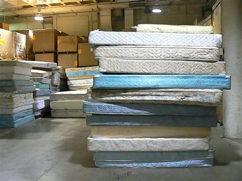 Used mattress - Recycle Your Old Mattress. If you cannot donate your used mattress to a charity organization, recycling it is another way to keep it from the landfill and get a second life out of its components. Many mattresses consist of at least 75% recyclable materials. [1] However, you can’t simply place a mattress in a curbside recycling bin.